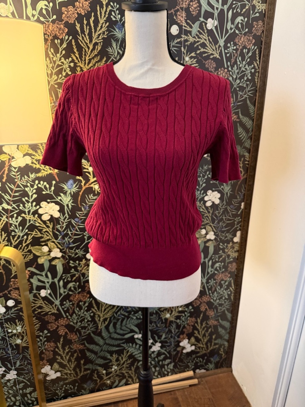 CeCe Short Sleeve Cable Knit Sweater in Wine